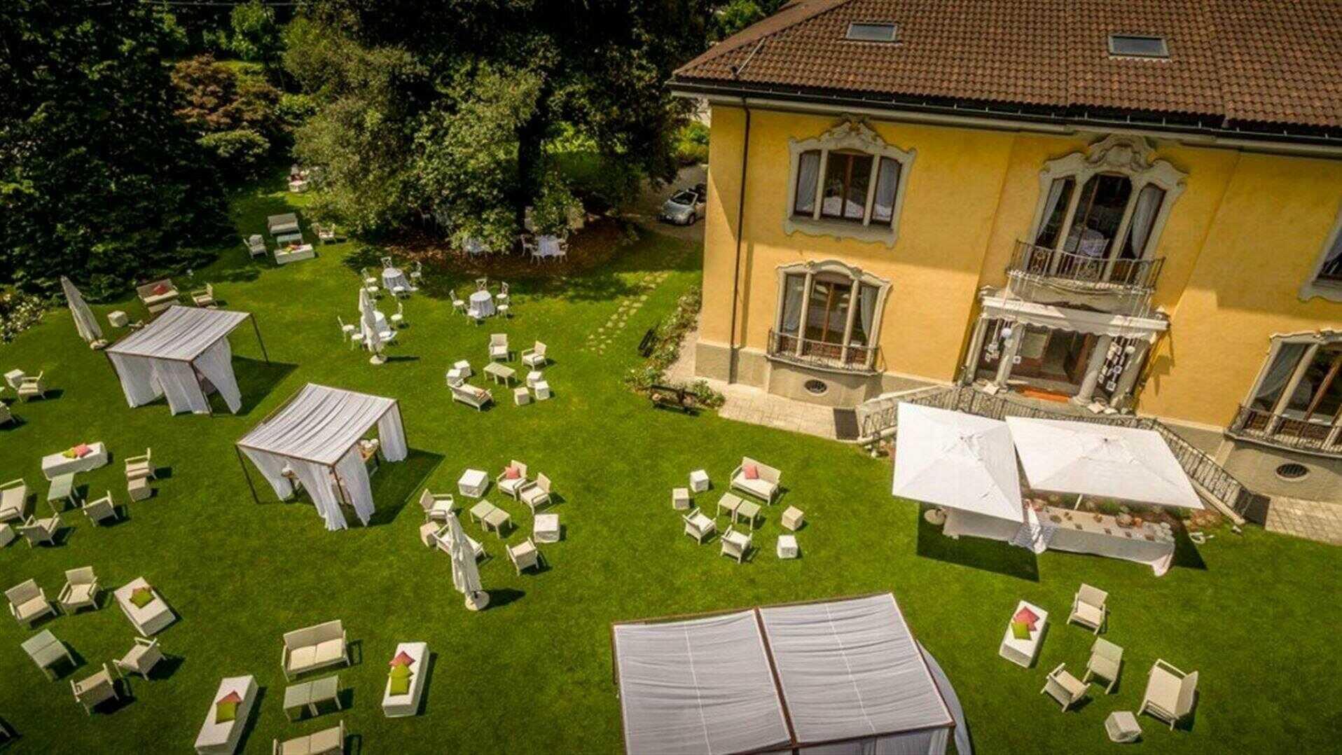 VILLA FRUA
