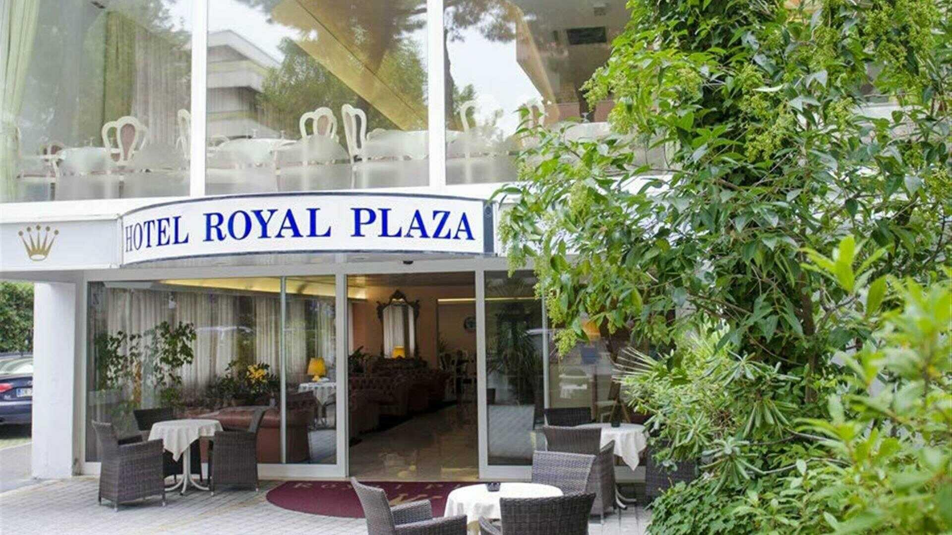 HOTEL ROYAL PLAZA